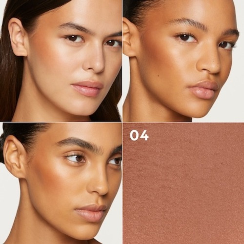 MSRP $65.00, Gucci, Sun-Kissed Glow Powder Bronzer in Shade 4, **NWOB, Full Size
